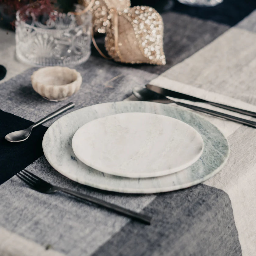 Lady Onyx Plate | Large