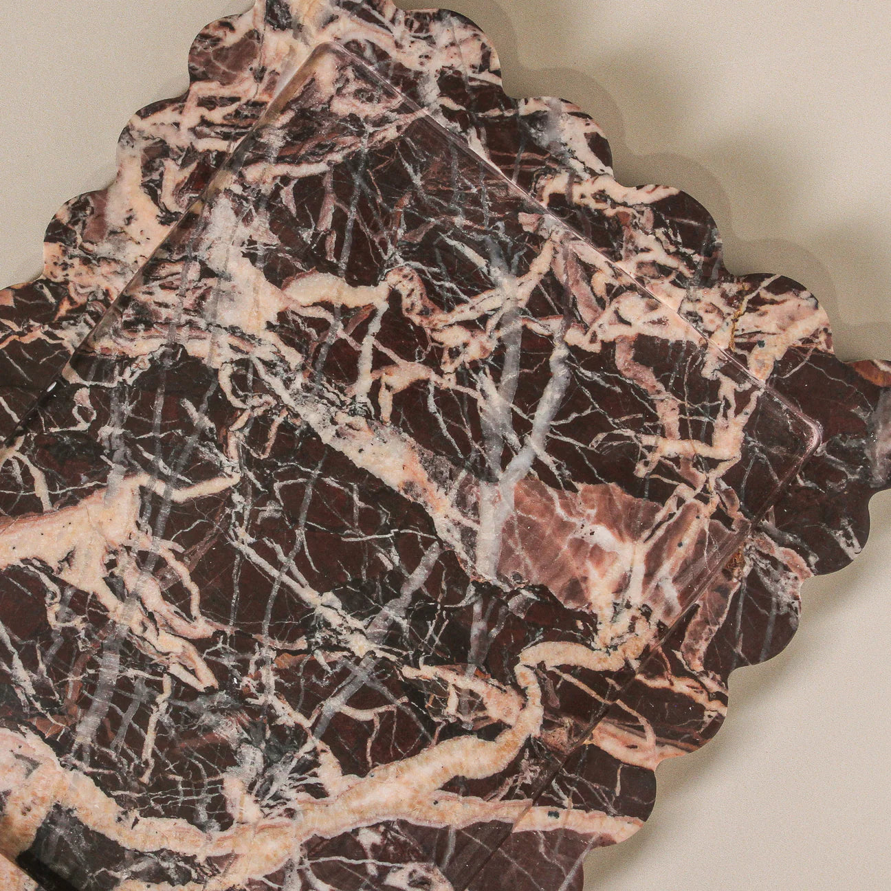 Arabesque Tray Cherry Marble