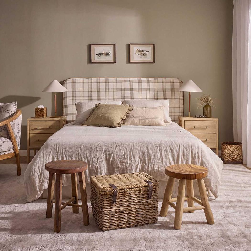 Natural Round Stool